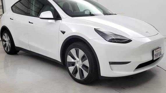 TESLA MODEL Y 2023 7SAYGDEE0PF823732 image